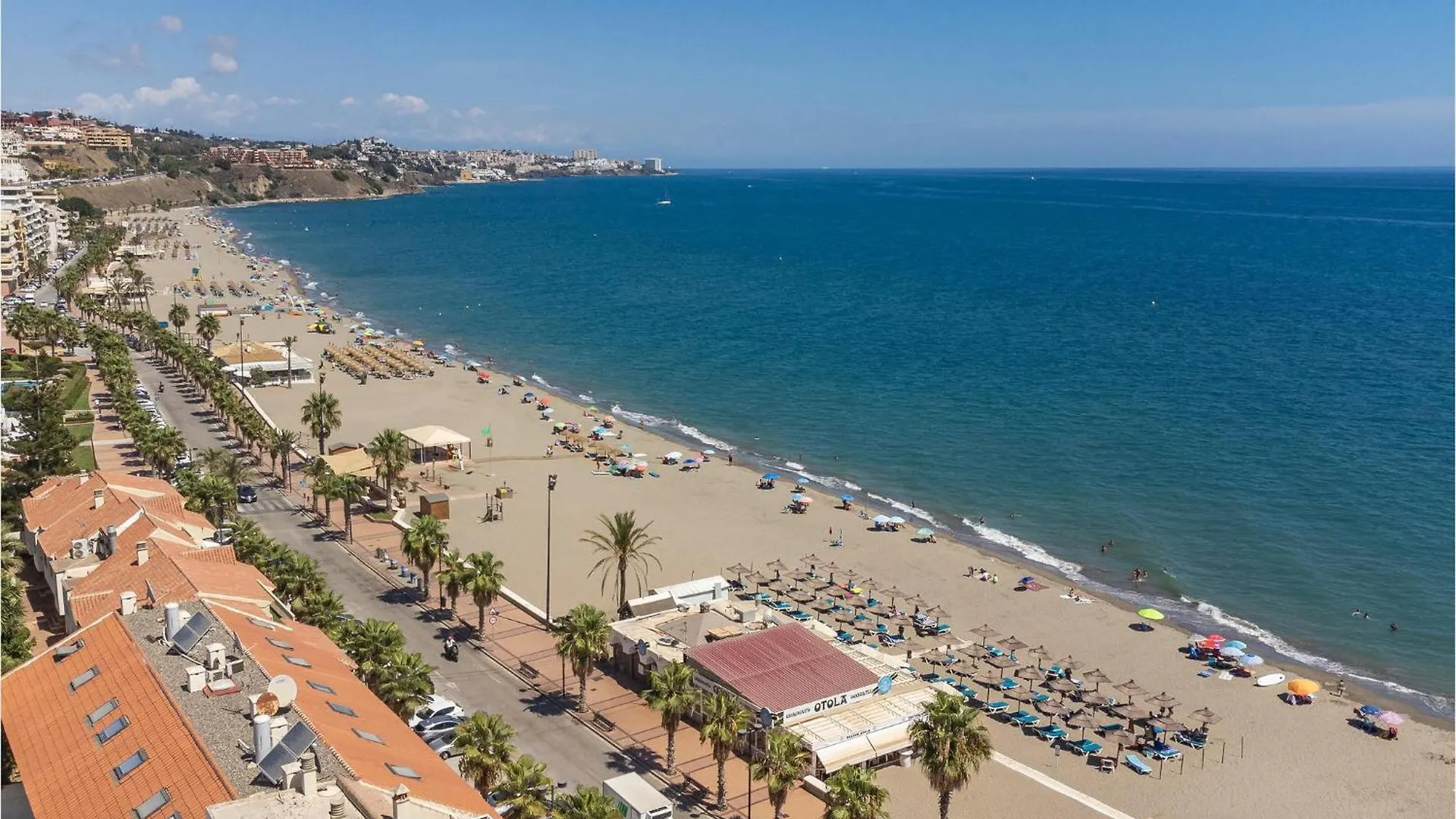 Gorgeous Apartment In Fuengirola With Kitchen